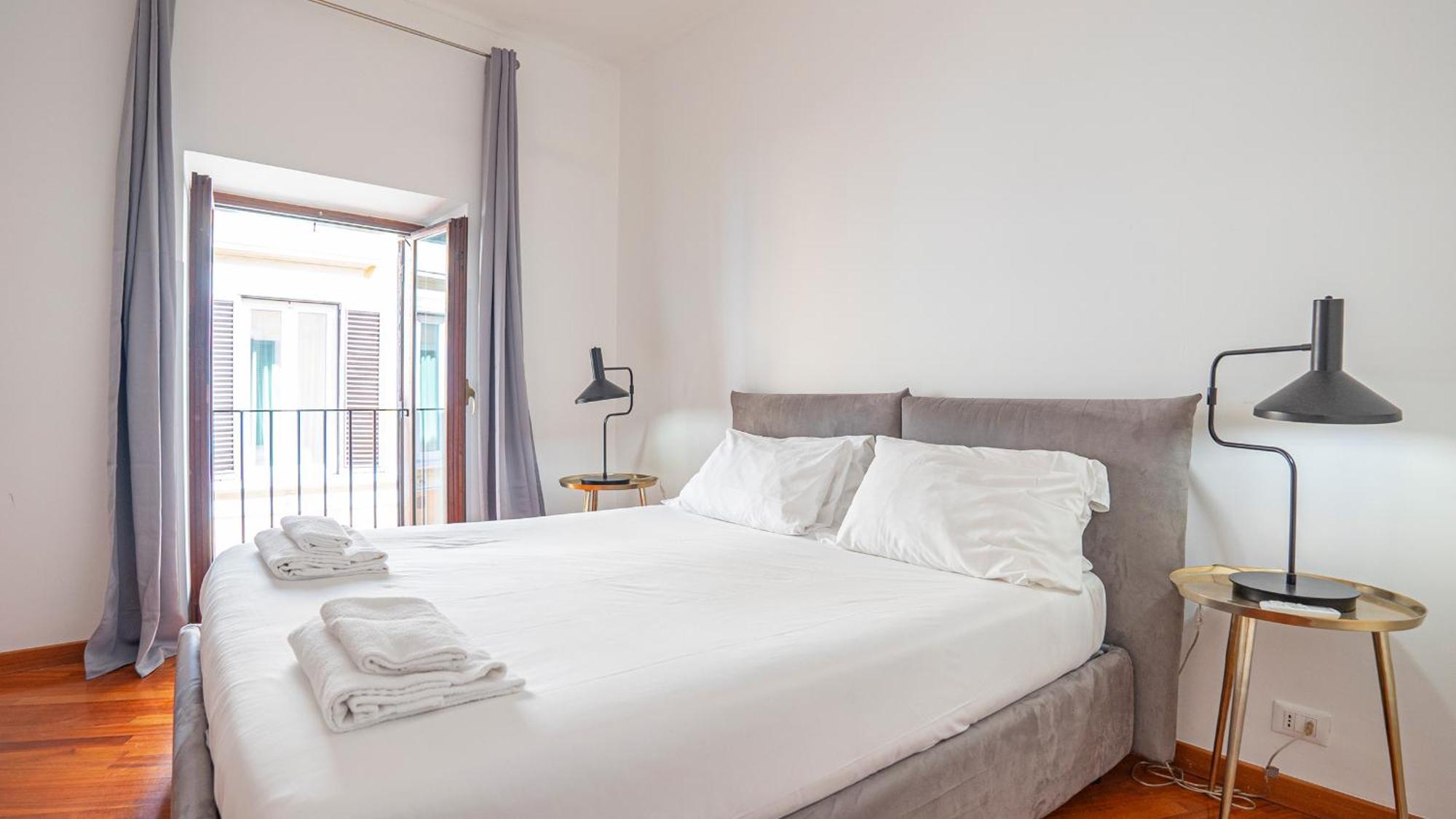 Piazza Navona Elegant And Central Three-Room Apt Rome Bagian luar foto